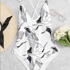 SHEIN Plus Criss Cross Crane Print Swimsuit